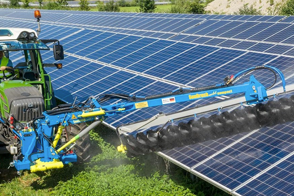 Brush Cleaning Panels